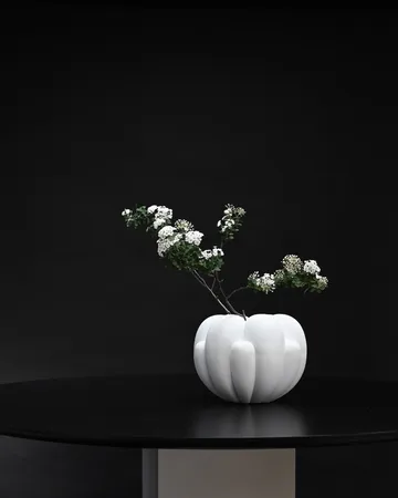 Bloom 花瓶 小 22.5x24 cm - Bone 白色 - 101 Copenhagen