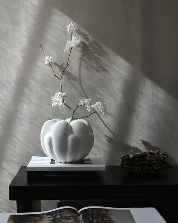Bloom 小号花瓶 22.5x24cm - 骨白色 - 101 Copenhagen
