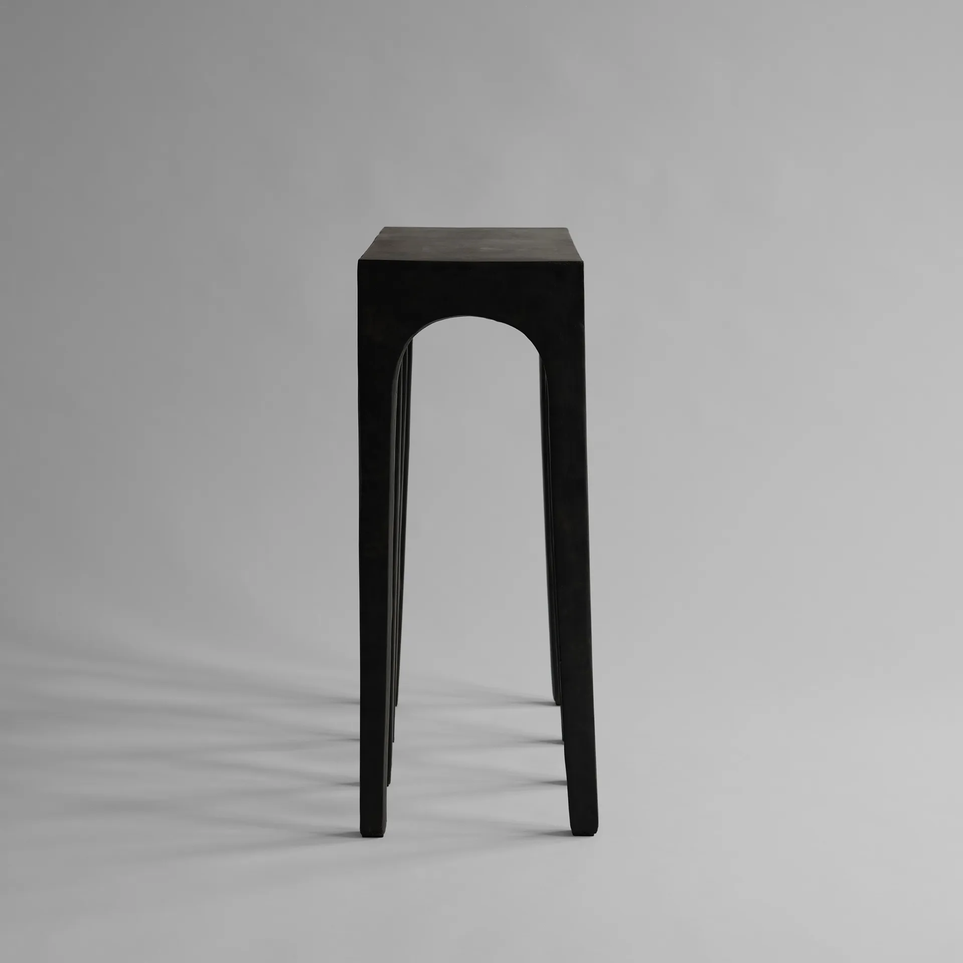 Bow Console 桌子 70.5x80 cm, Coffee 101 Copenhagen
