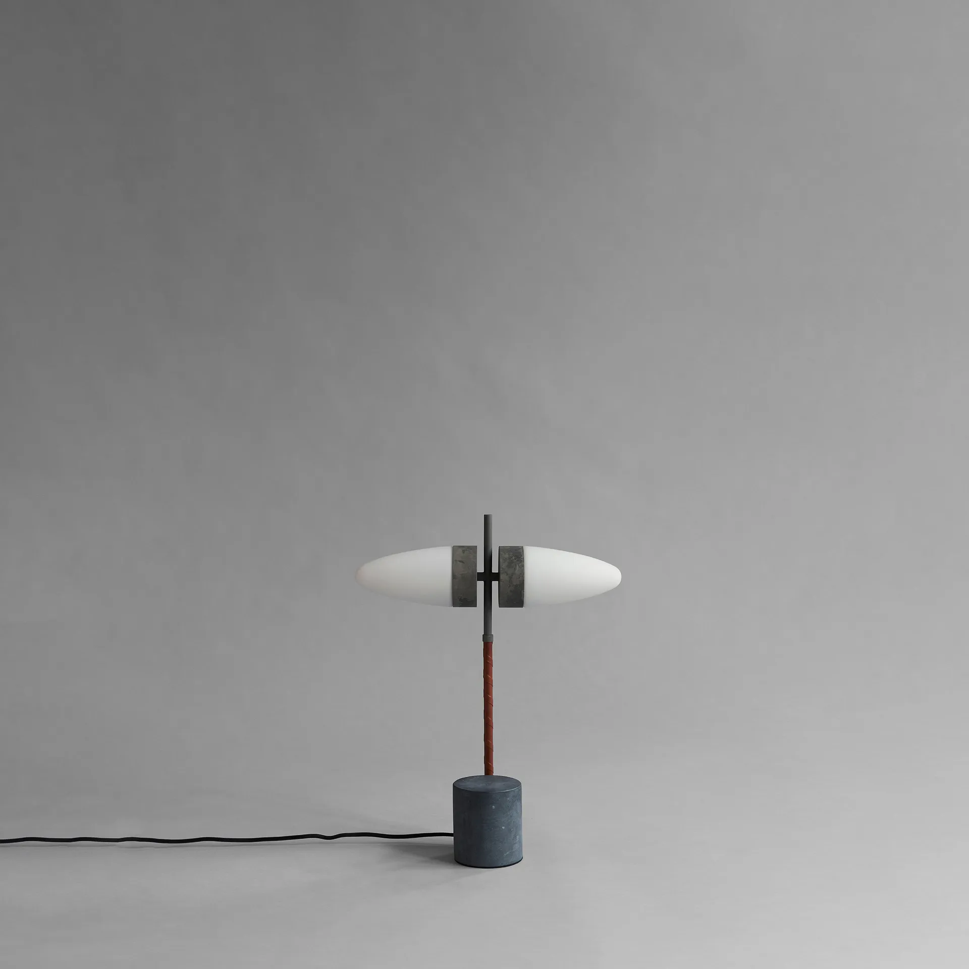 Bull台灯50cm, 氧化黑 101 Copenhagen