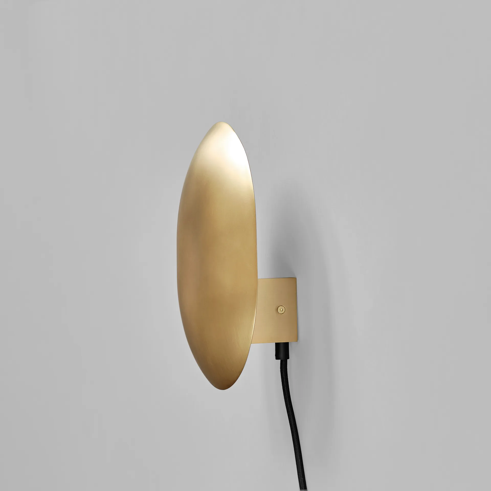 Clam 壁灯 26 cm, Brass 101 Copenhagen