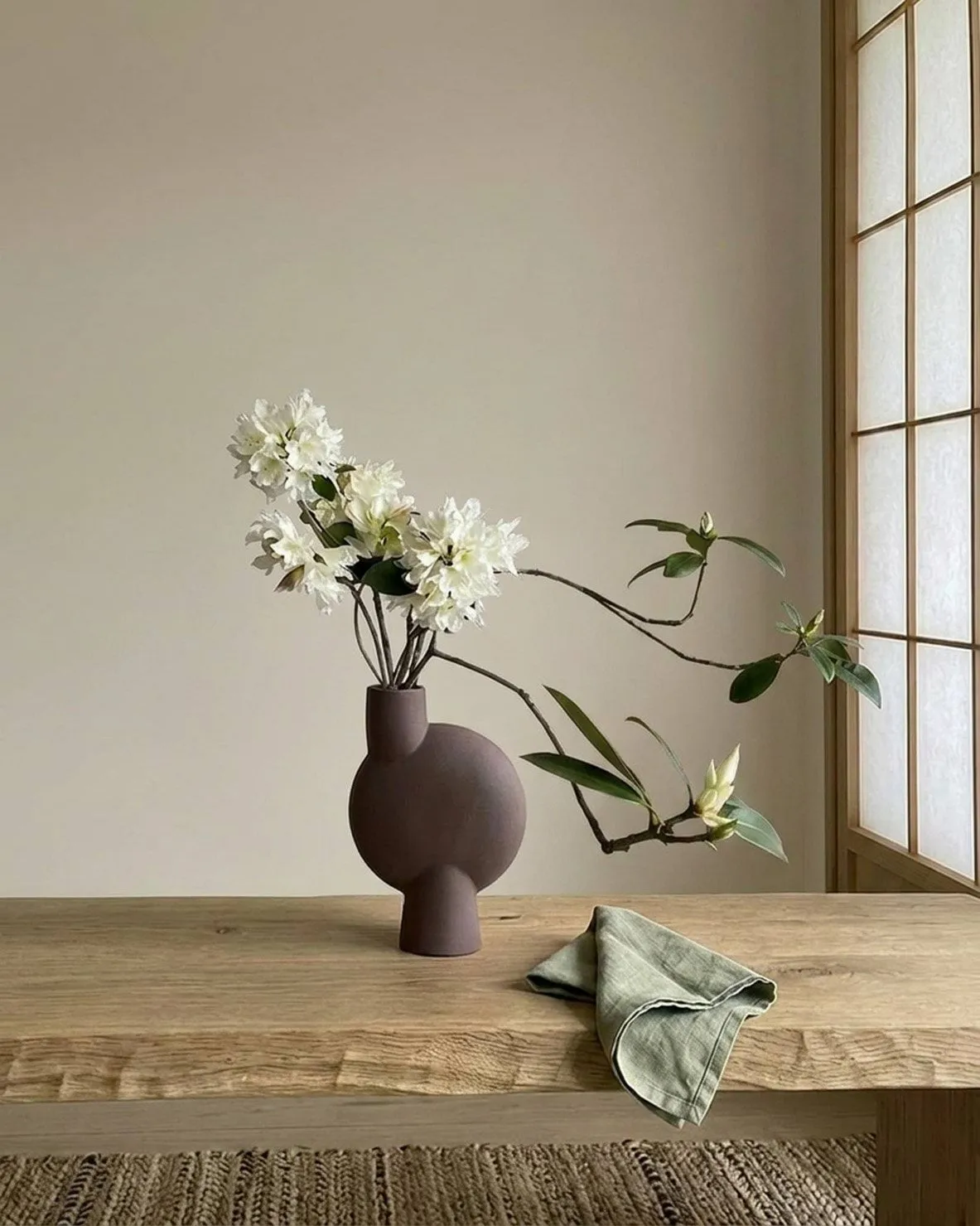 Sphere Bubl 中号花瓶, 巧克力棕色 101 Copenhagen