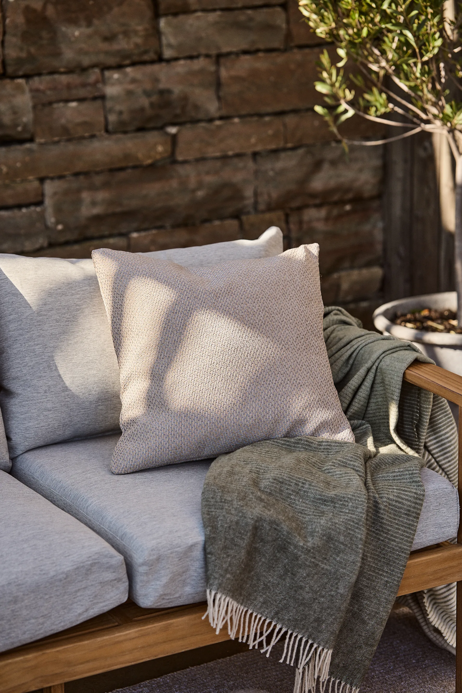 Asaryd 靠枕|靠垫 45x45 cm, 米色 1898