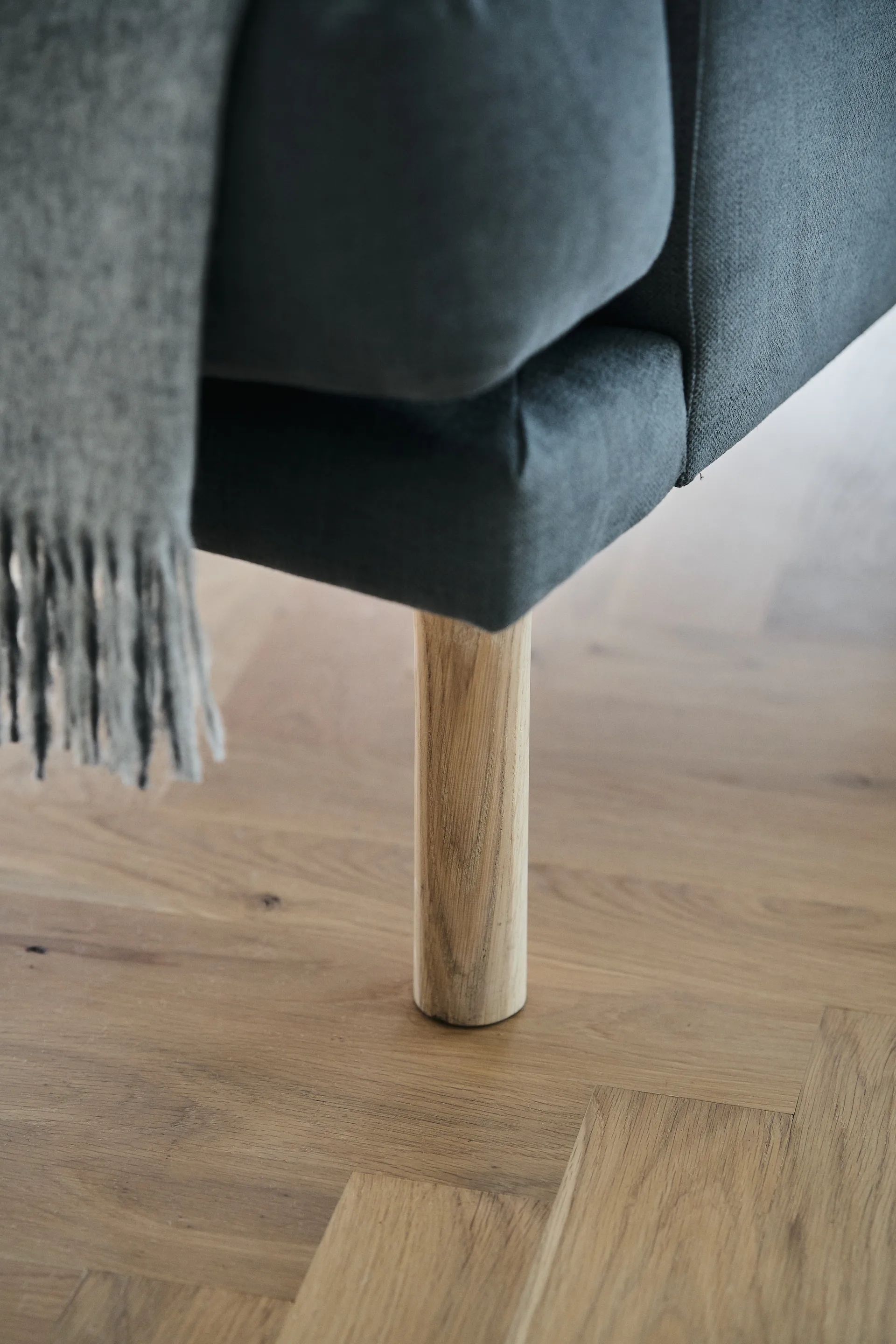 Lidnäs 扶手椅, Caleido 深灰色 1898