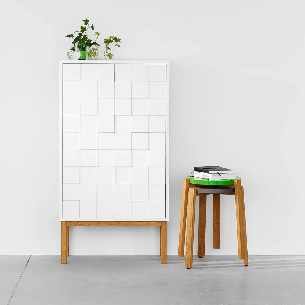 Happy Pall, 蓝色, oak legs A2