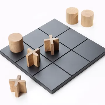 Play game - 黑色游戏棋子_白色涂油橡木 - A2