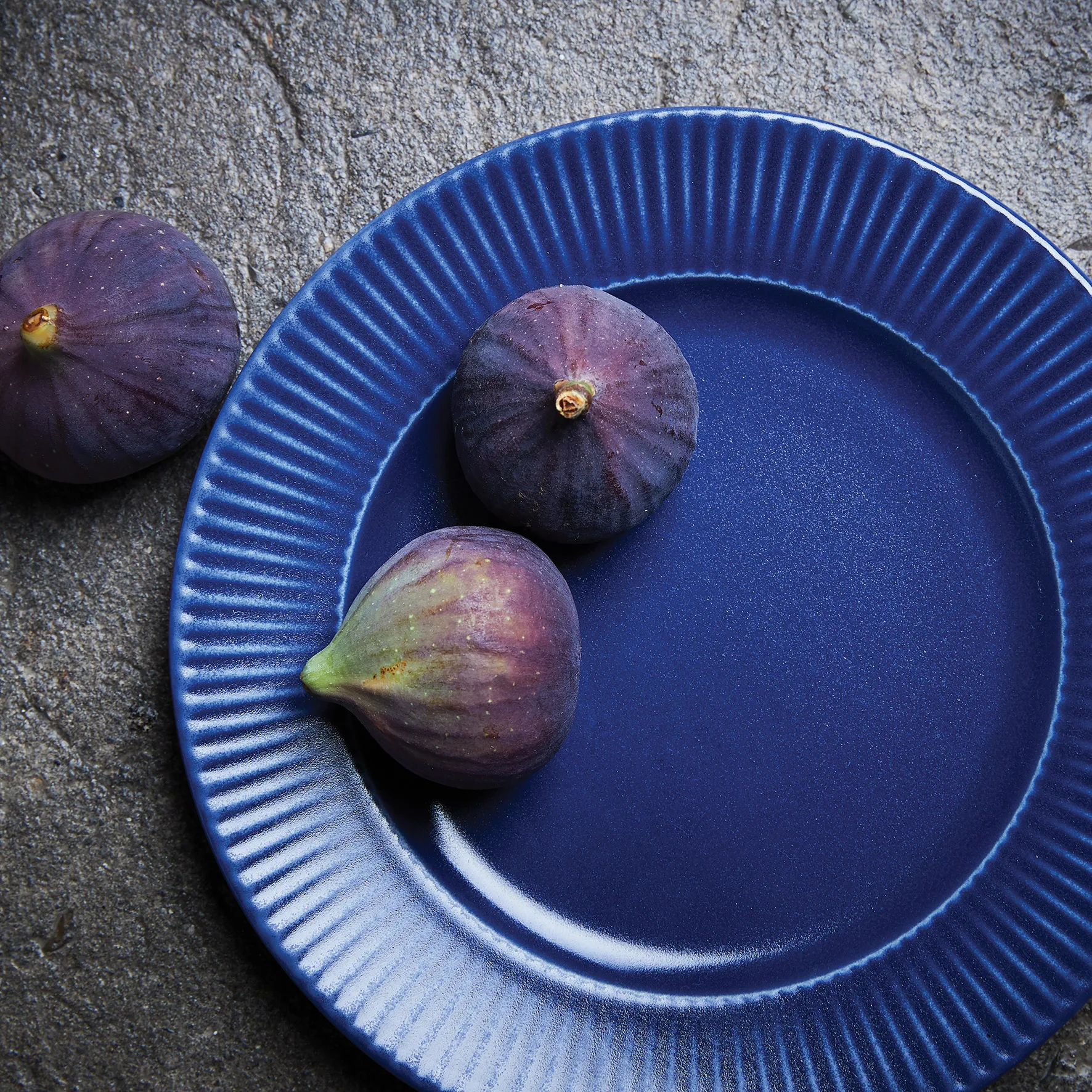 Groovy 盘子 Ø 21 cm, 蓝色 Aida