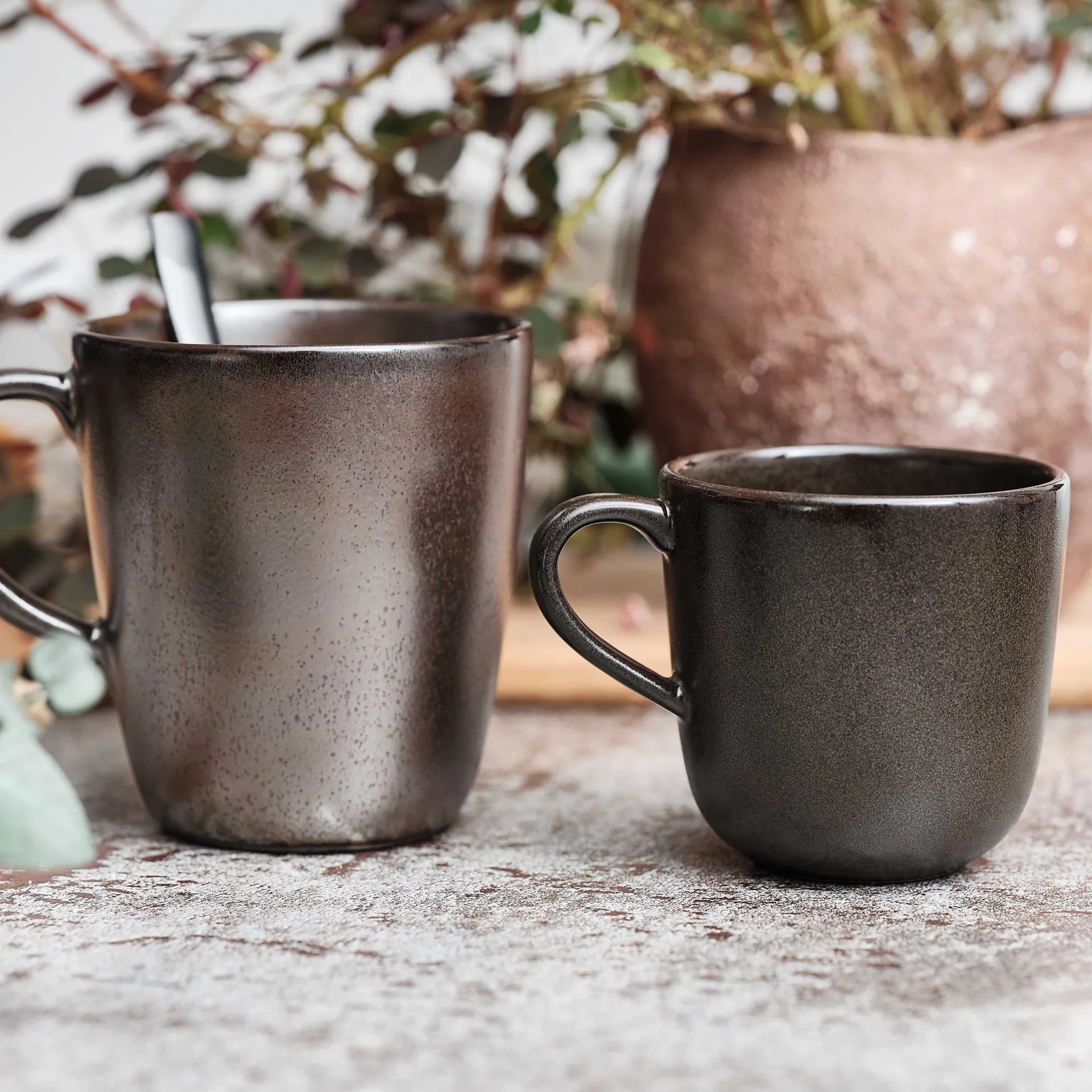 Raw 带柄马克杯200ml, 金属棕 Aida