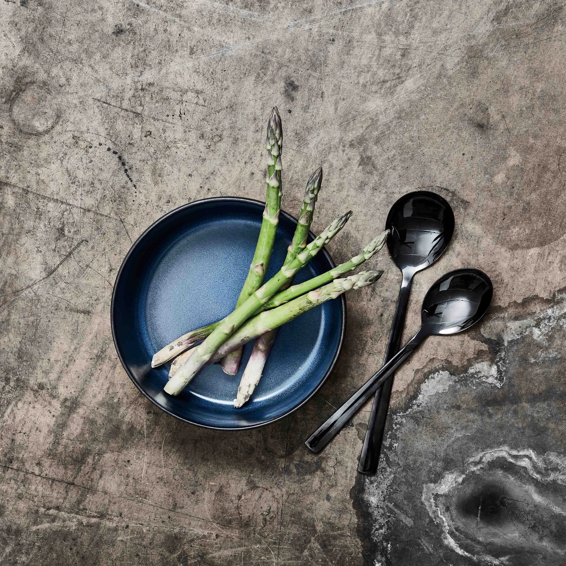 Raw 碗  high Ø19.5 cm, midnight 蓝色 Aida