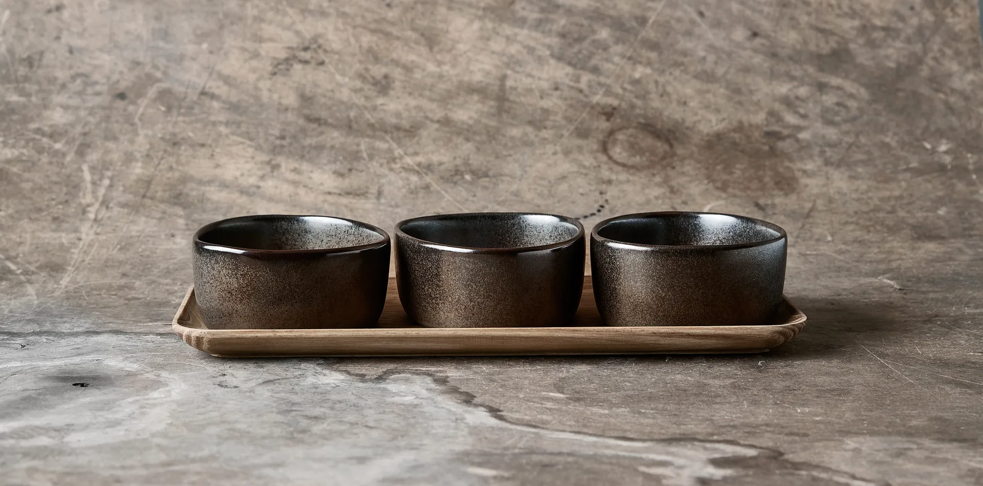 Raw Organic 碗 set with wooden 托盘, Metallic 棕色 Aida