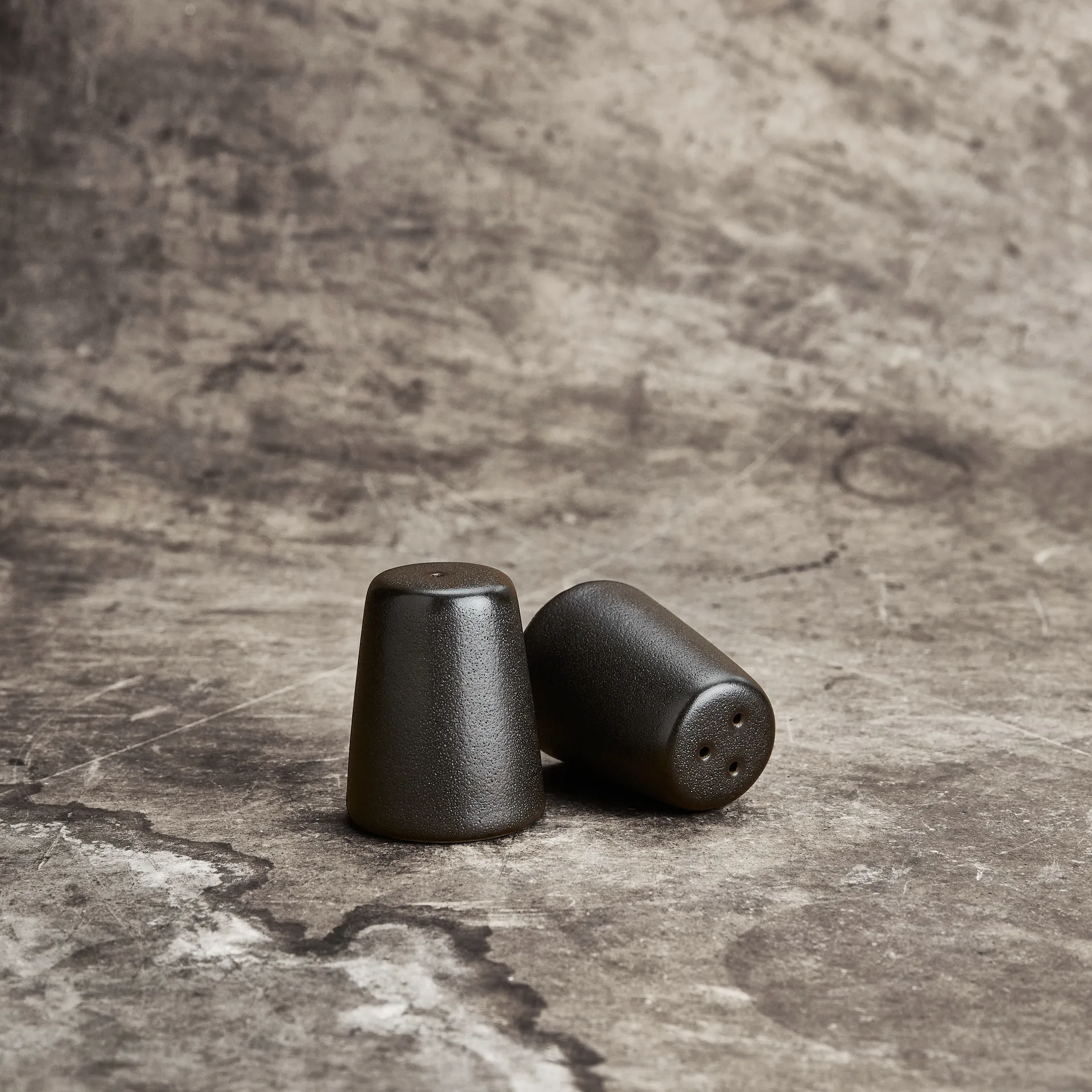 Raw salt and pepper set, Titanium 黑色 Aida