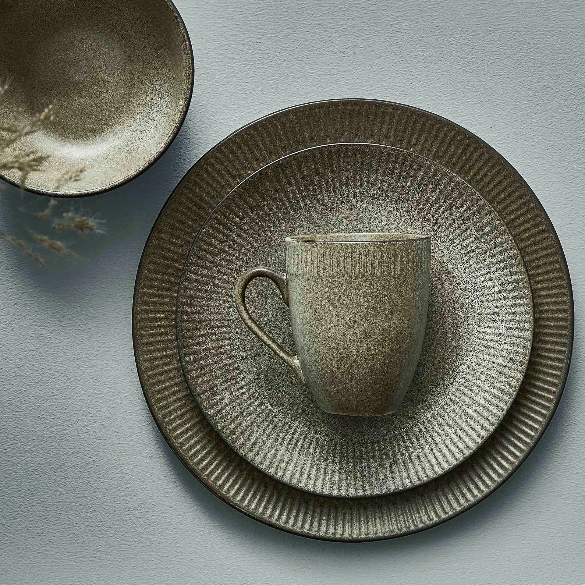 Relief 马克杯 30 cl, 灰色 Aida