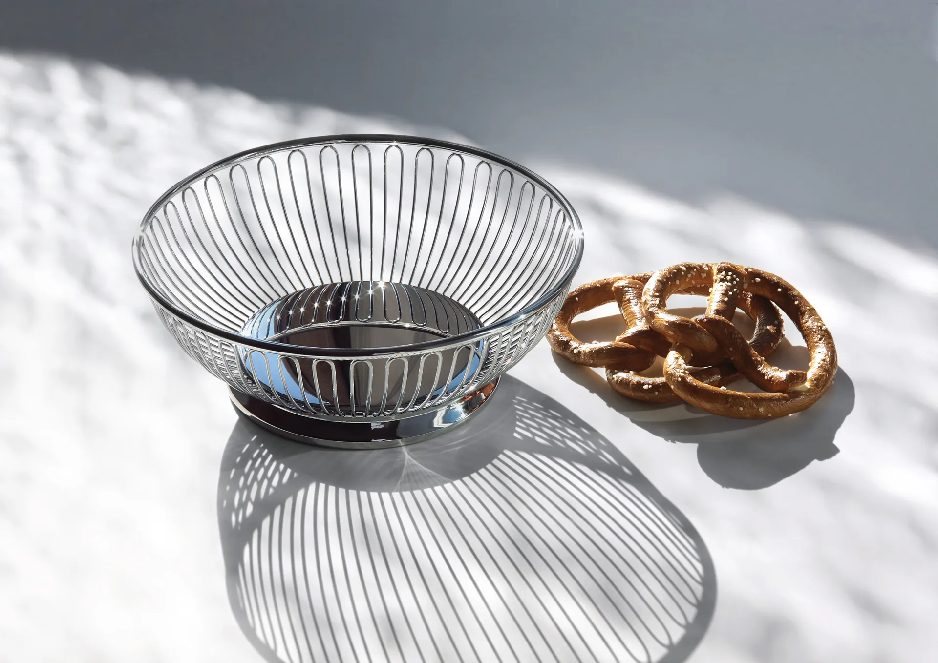 Alessi 不锈钢镂空篮子 Ø24.5 cm, 不锈钢 Alessi