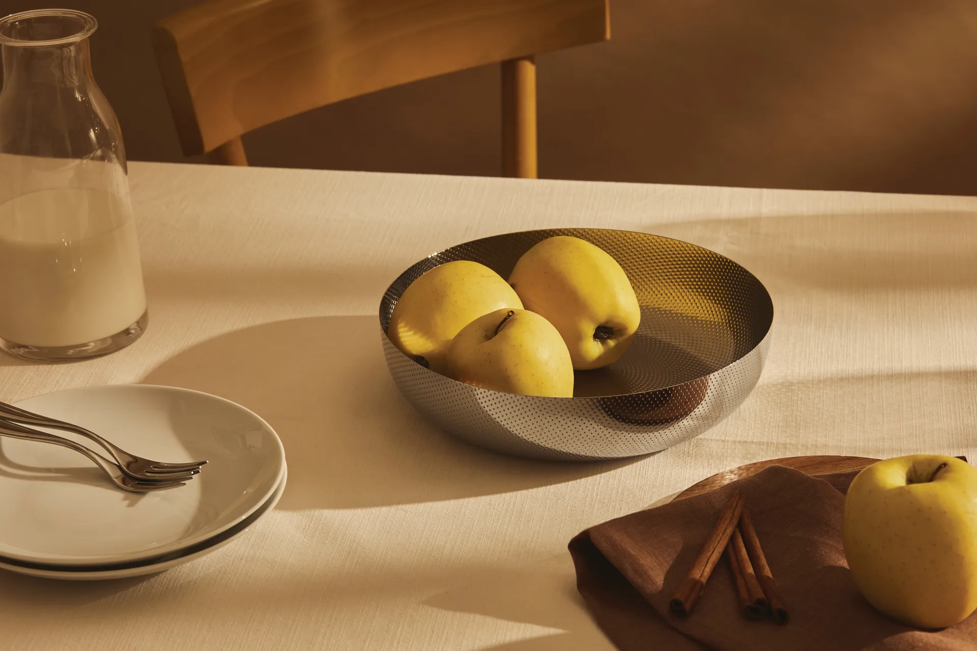 Extra ordinary texture 碗, Ø24cm Alessi