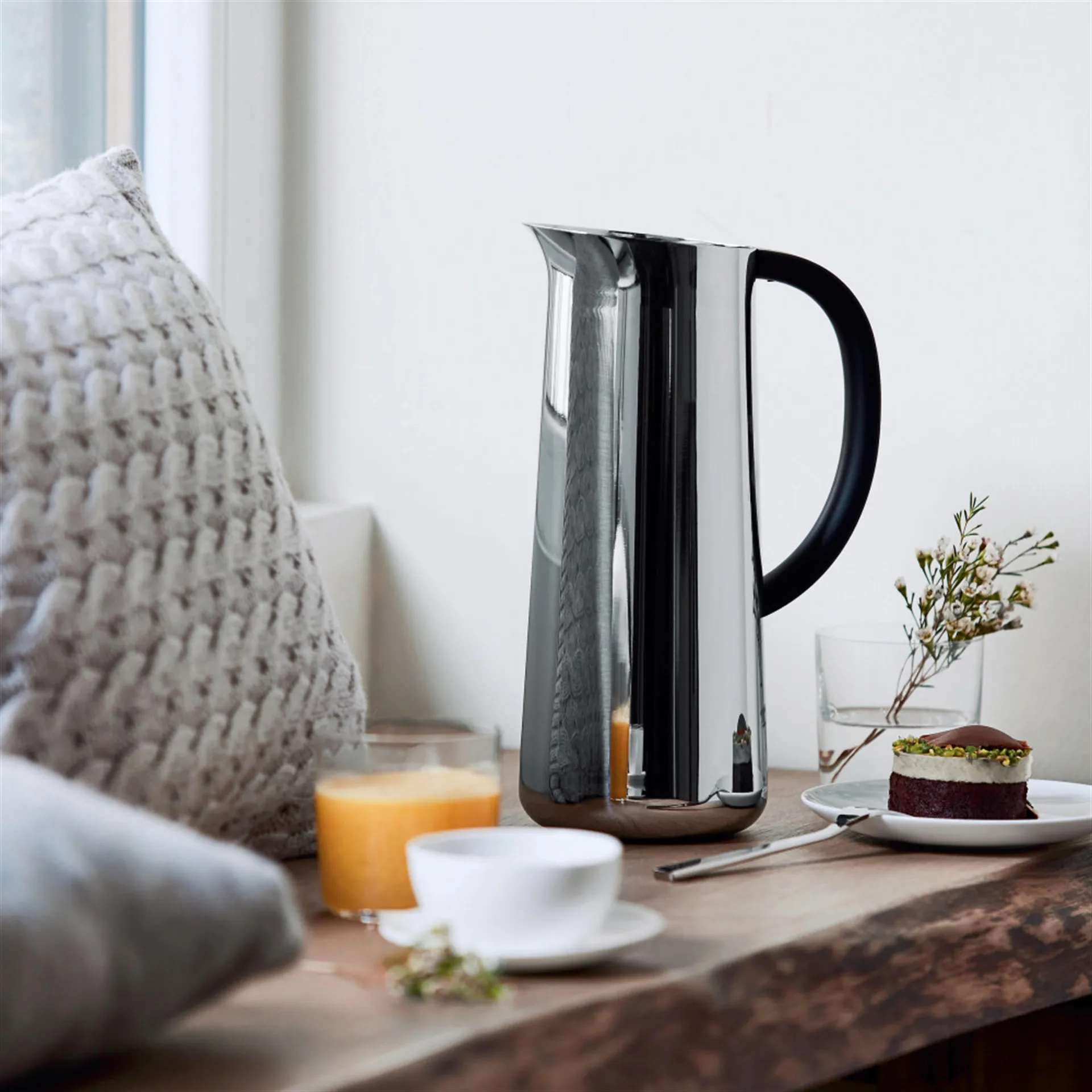 Nomu 保温壶/水壶, 1 l Alessi