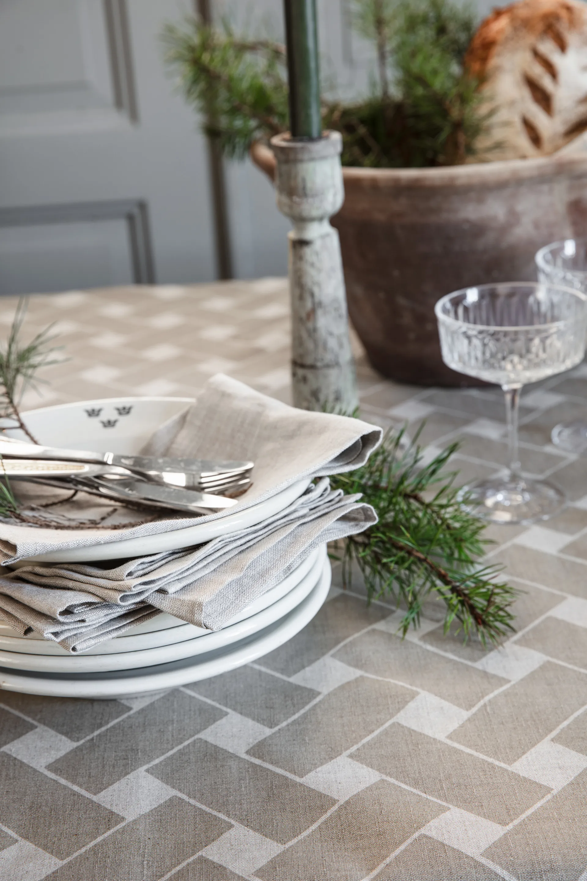 Korg XL 桌布 145x250 cm, Nature 灰褐色 Almedahls