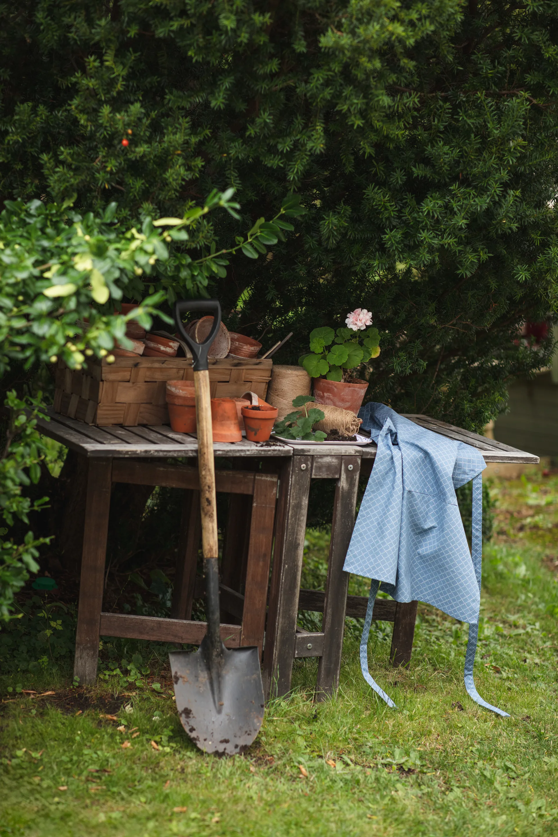 Polka dot 围裙, 蓝色 Almedahls