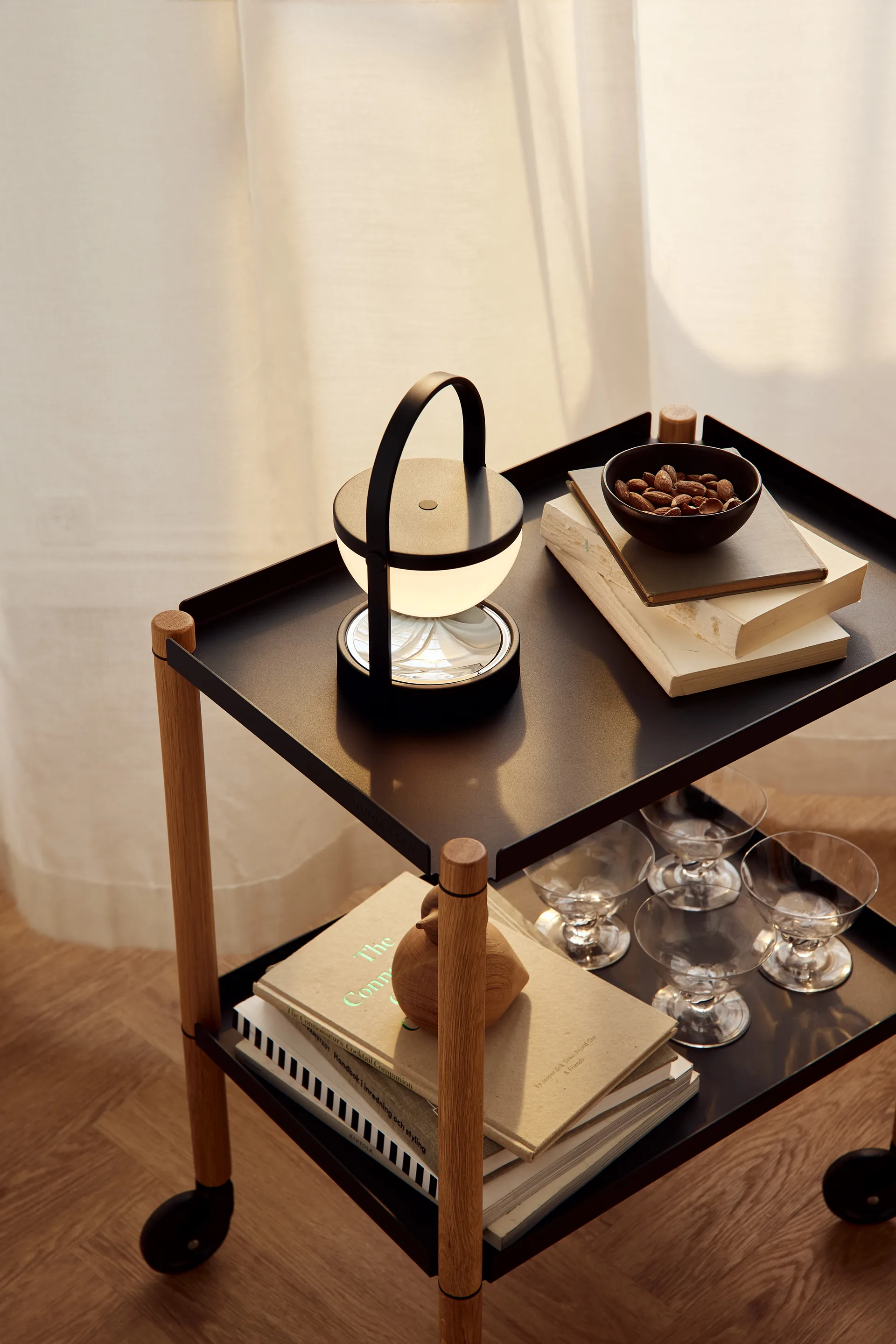 Connect 桌子, 油面橡木_黑色金属 Andersen Furniture