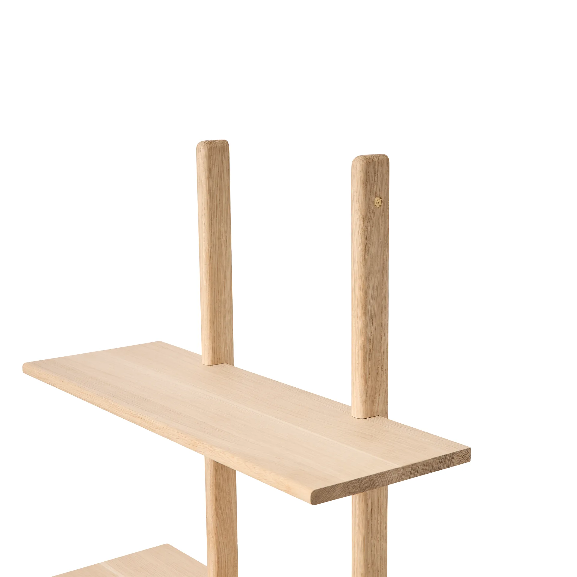 Essence 墙面置物架, 橡木色_70x25x140cm Andersen Furniture
