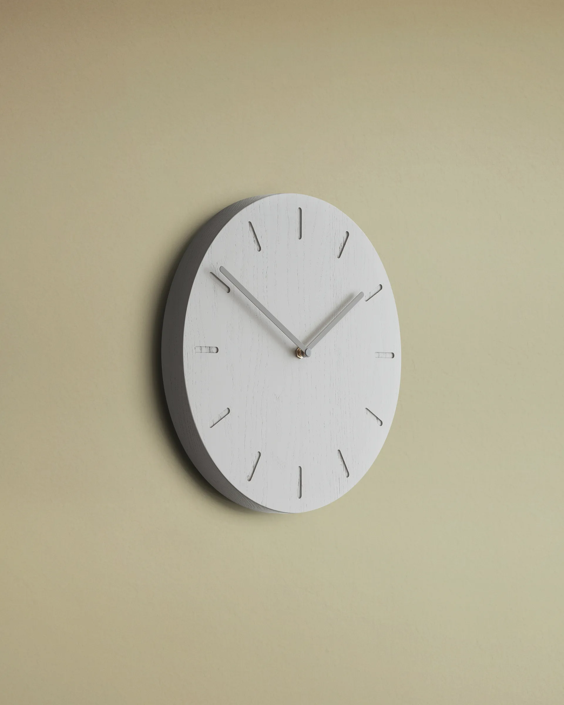 Watch:Out wall clock oak, 灰色 oak-灰色 Applicata