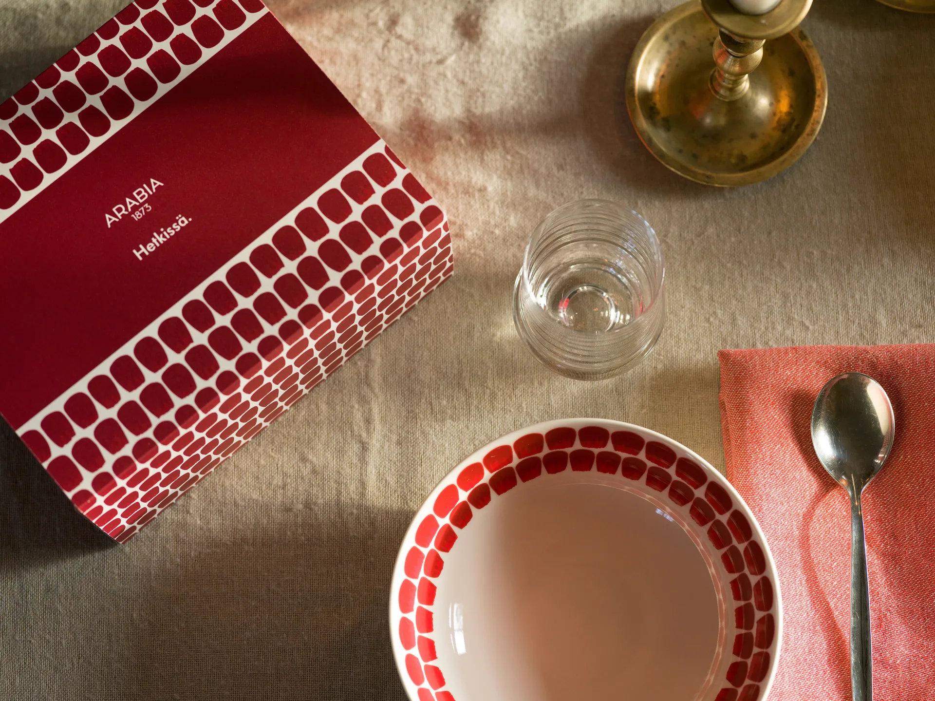 24h Tuokio 碗 Ø18 cm, 红色 Arabia