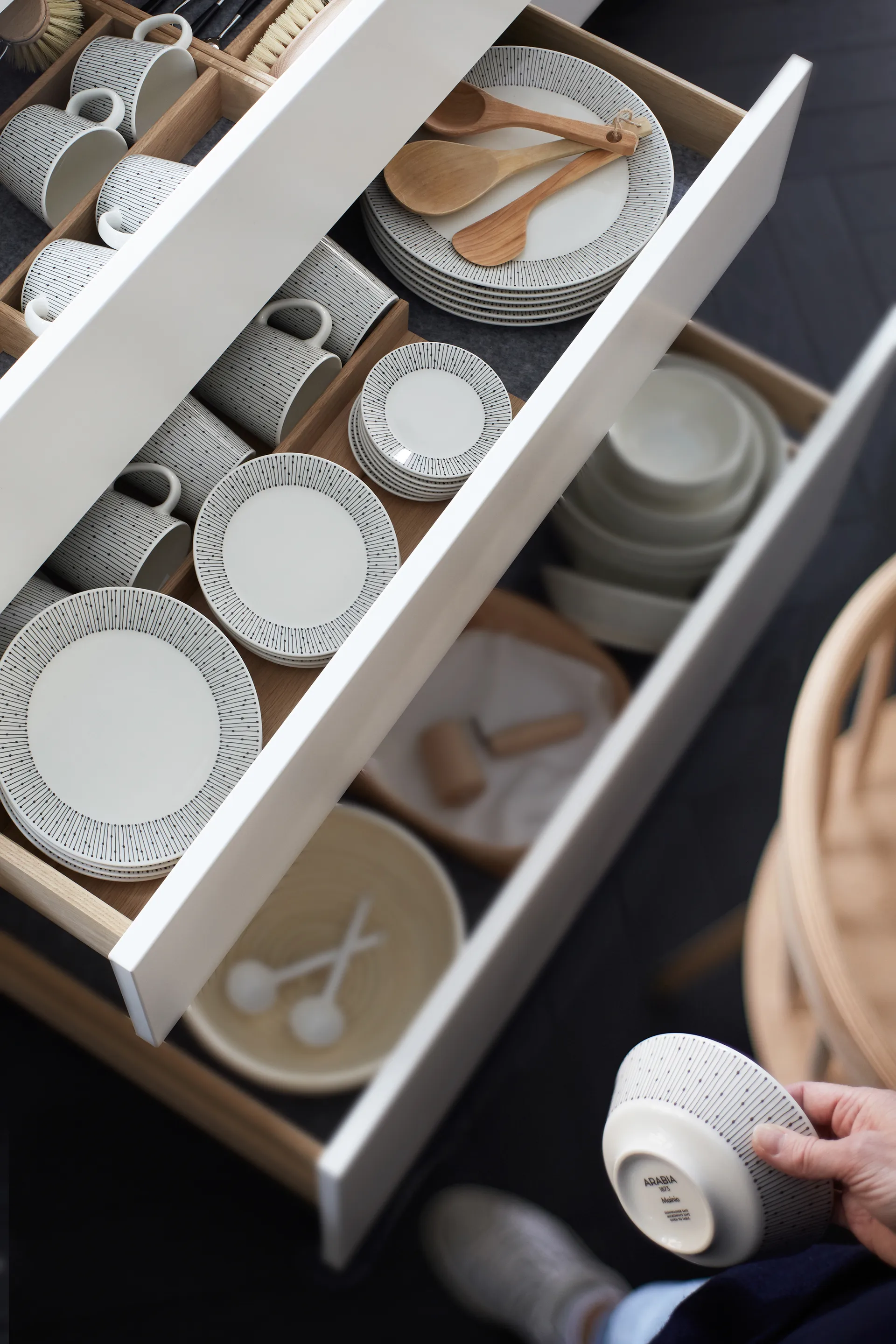 Mainio Sarastus 盘子 Ø15 cm, 黑色图案-白色底 Arabia