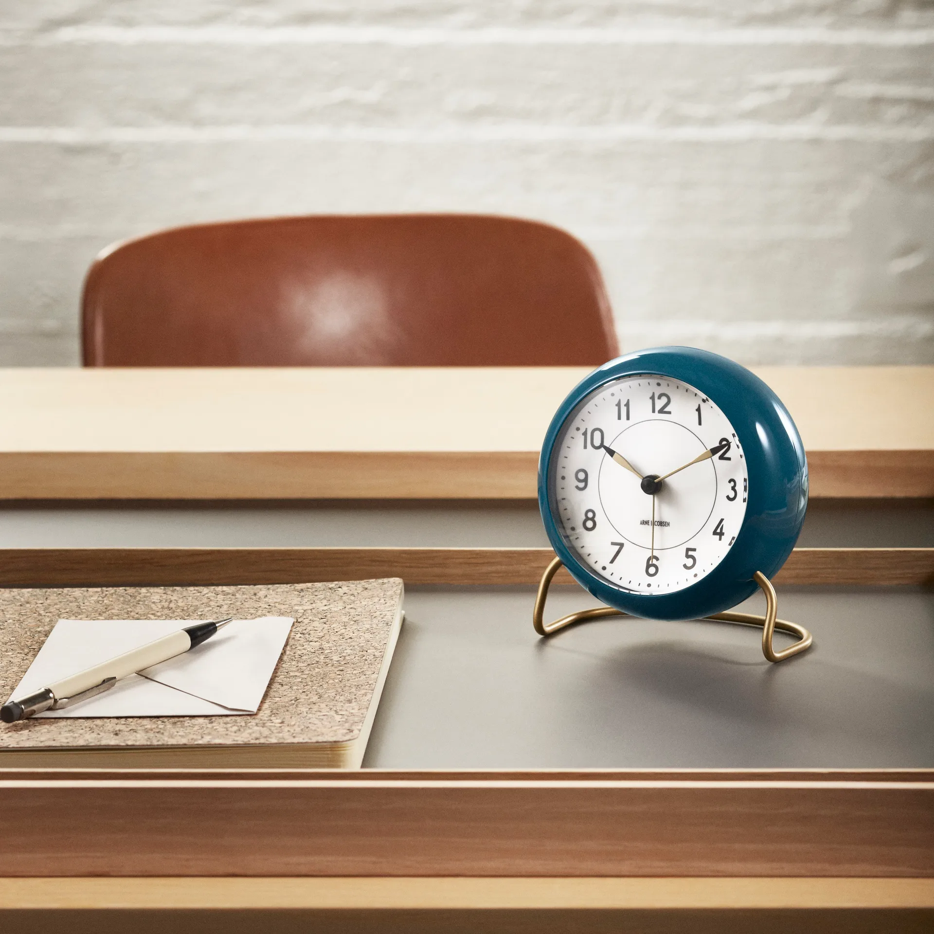 AJ Station 台钟 蓝色, 汽油蓝 Arne Jacobsen Clocks