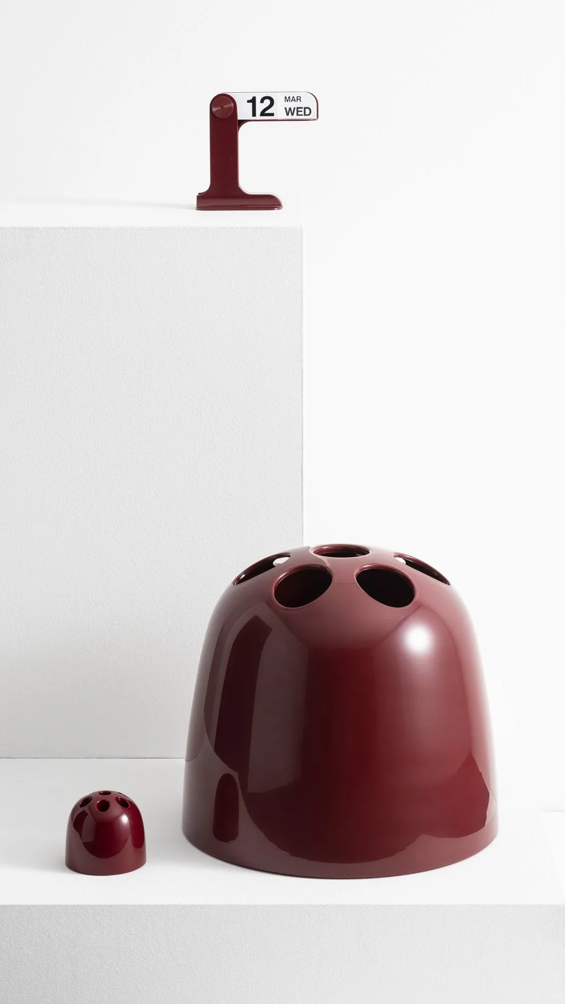 Dedalino 笔筒, 红宝石红色 Artemide