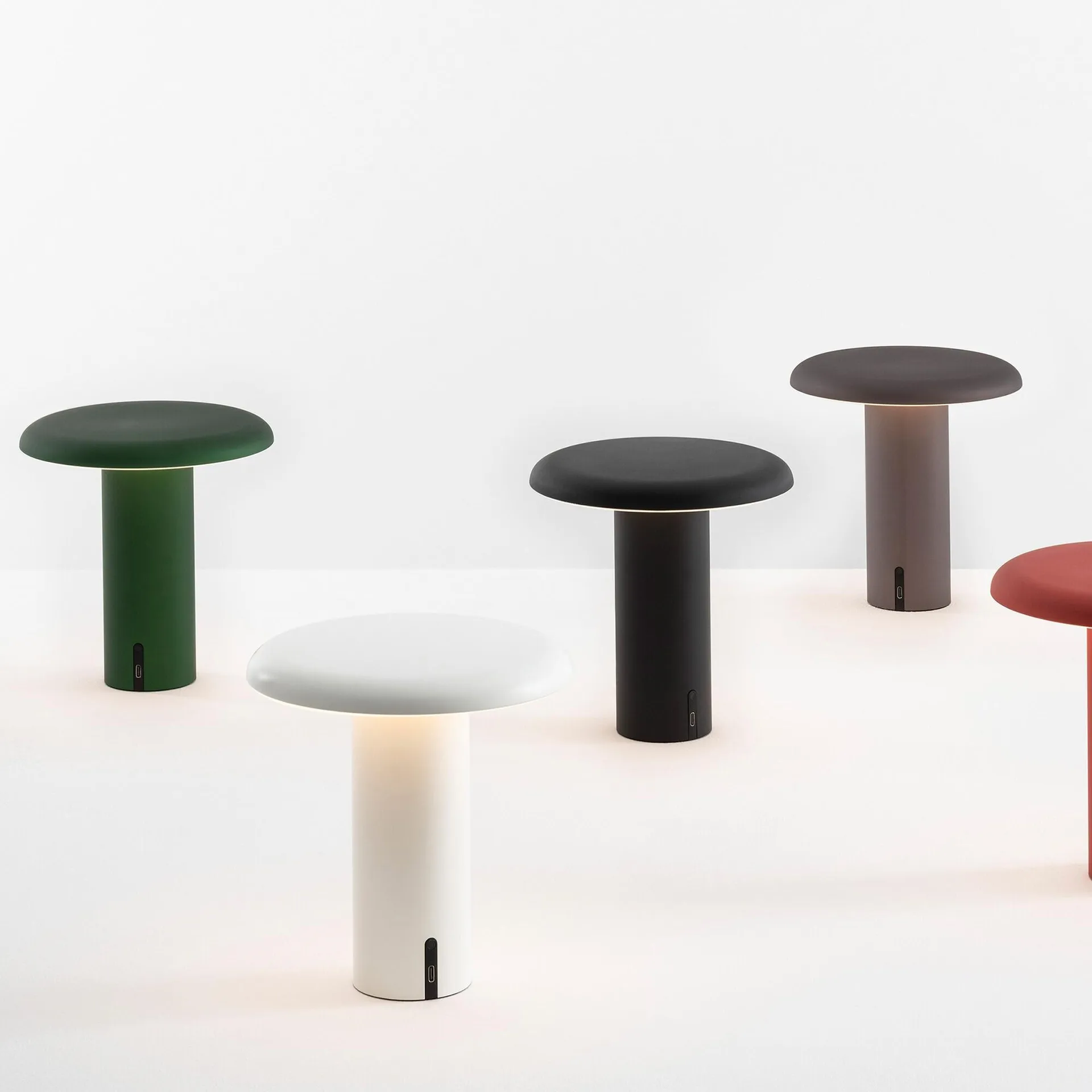 Takku portabel 台灯 19 cm, Varnished 白色 Artemide