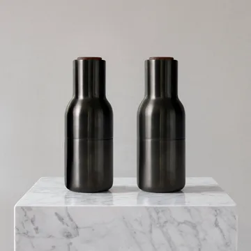Bottle Grinder 金属香料研磨器 2个装 - 古铜色黄铜_胡桃木盖 - Audo Copenhagen