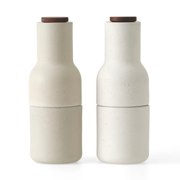 Bottle Grinder 陶瓷香料研磨器2件装 - 沙色_胡桃木盖 - Audo Copenhagen