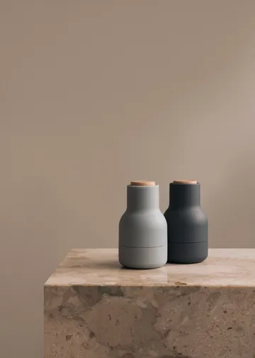 Bottle Grinder 香料研磨器 小型 2件装 - 蓝色系_山毛榉木 - Audo Copenhagen