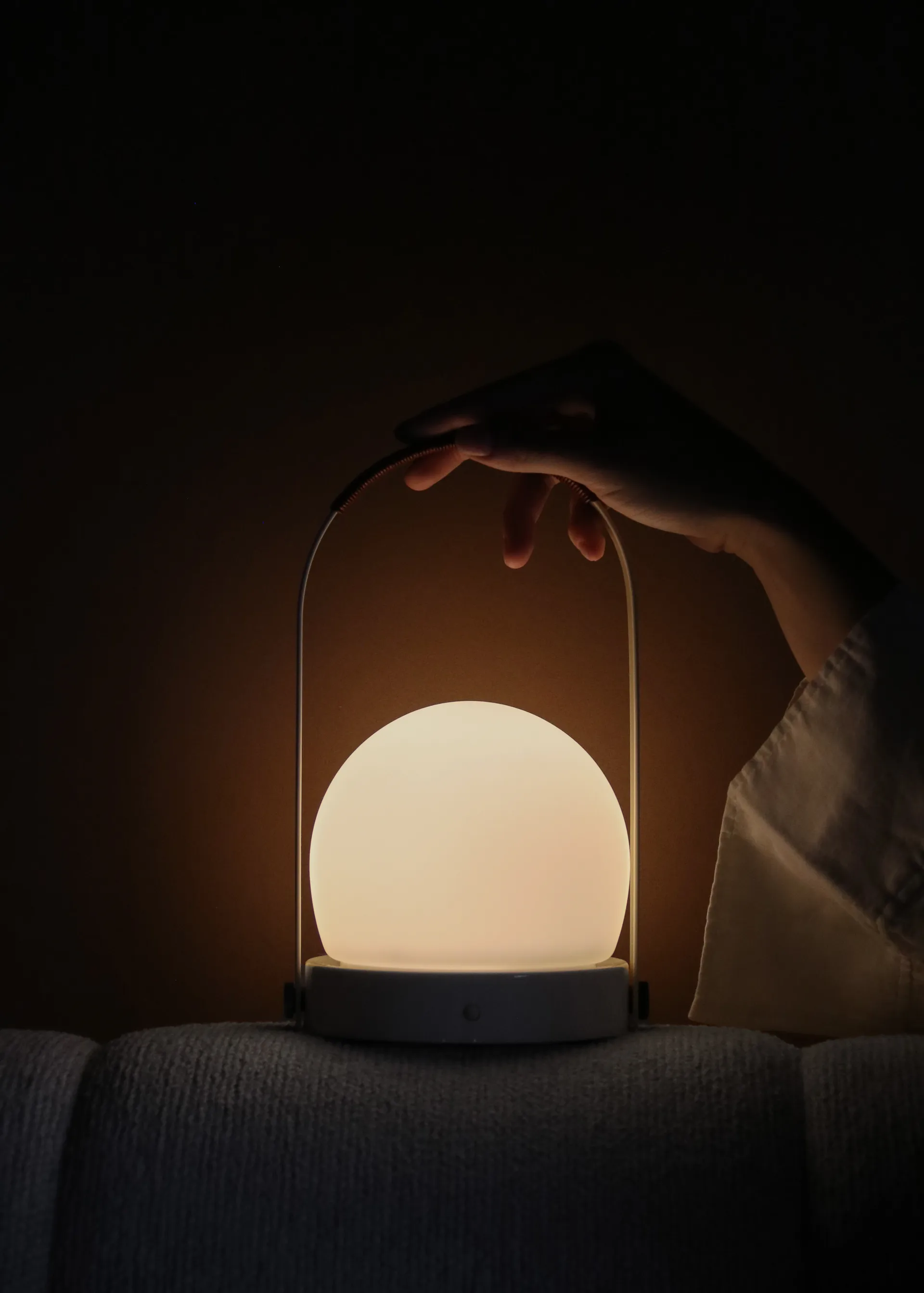 Carrie 便携式台灯, 象牙白 Audo Copenhagen