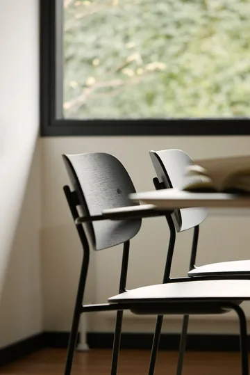 Co dining 椅子 black legs - 黑色 oak - Audo Copenhagen