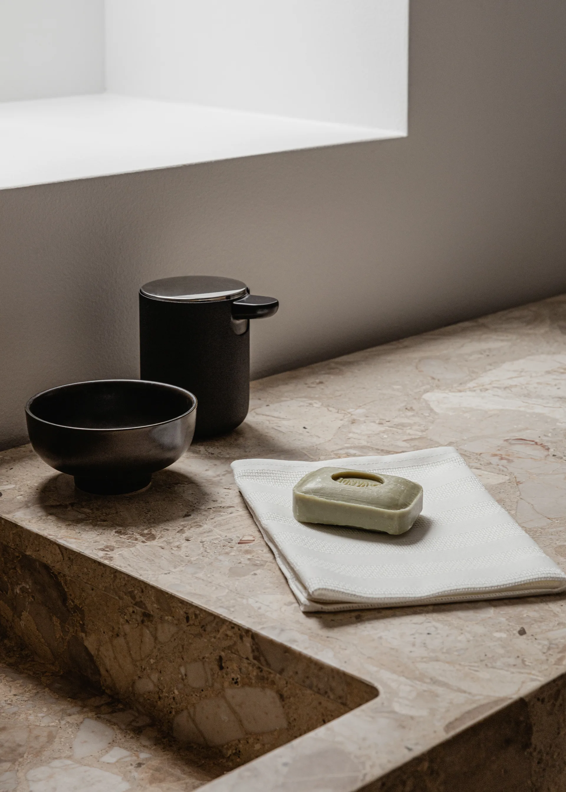 Graphium 厨房毛巾  40x64 cm 两件套装, 纯白色 Audo Copenhagen