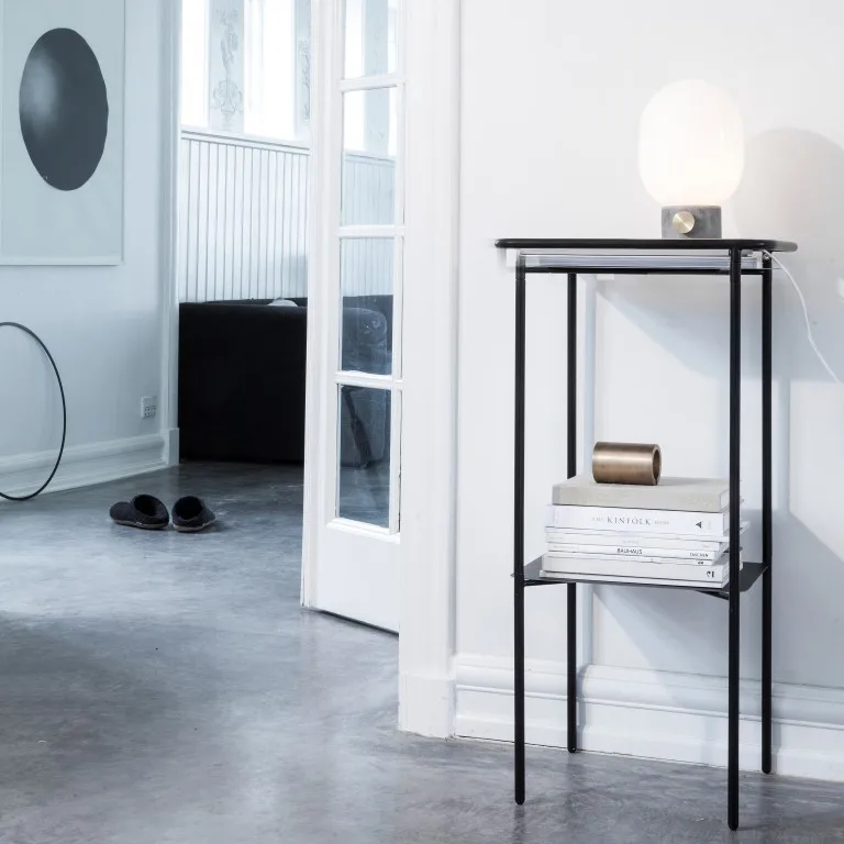 JWDA 台灯, 底座：混凝石 装饰：黄铜, Small Audo Copenhagen