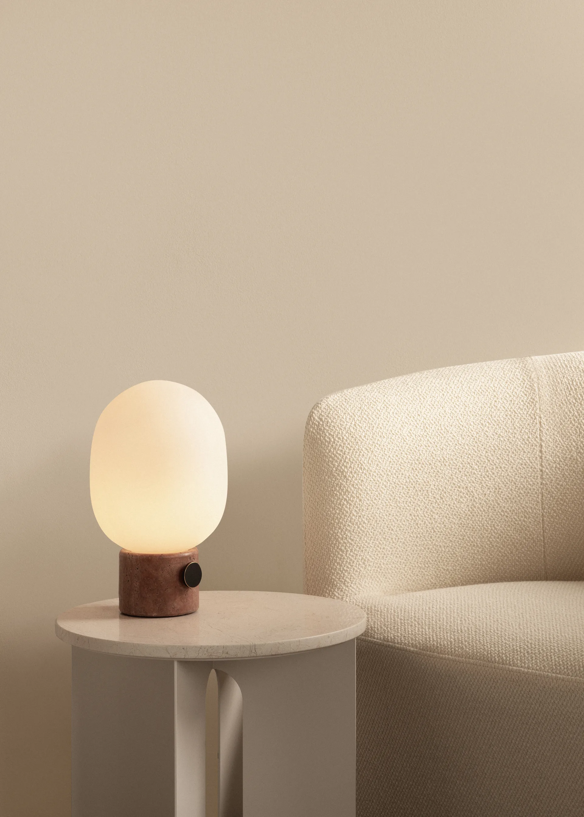 JWDA 台灯, 红色 travertine Audo Copenhagen