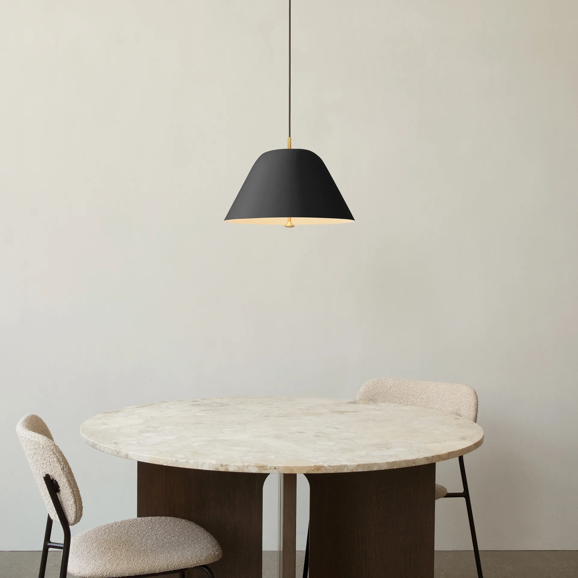 Levitate吊灯Ø28cm, 黑色_黄铜 Audo Copenhagen