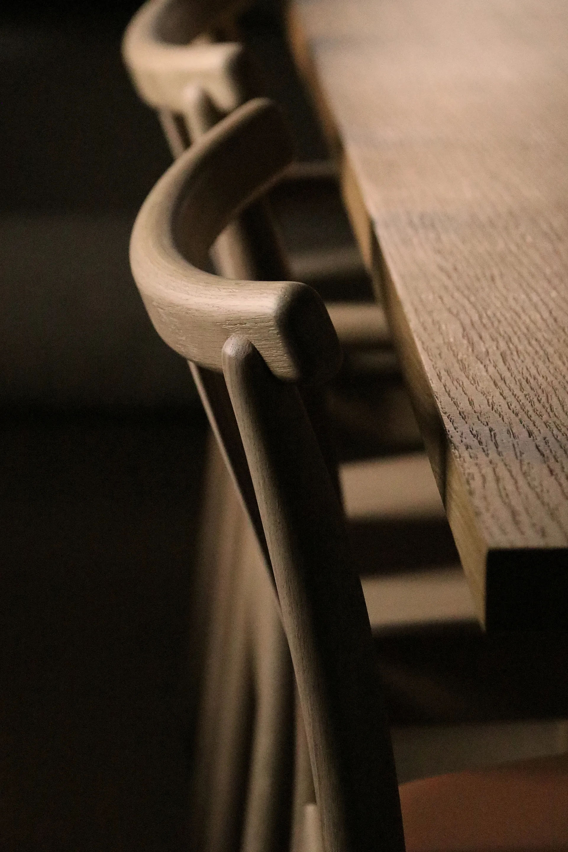 Merkur 椅子 with 靠枕|靠垫, 自然木色- Dakar 0250 琥珀棕色 Audo Copenhagen