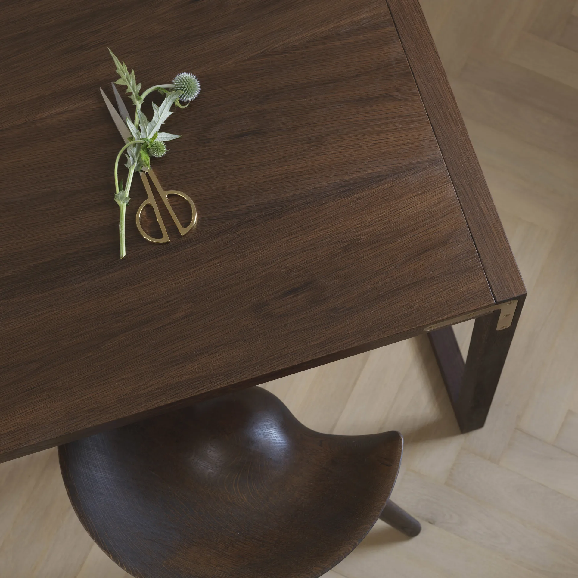 ML42 吧台高脚凳子 77 cm高, 棕色涂油橡木-钢 Audo Copenhagen