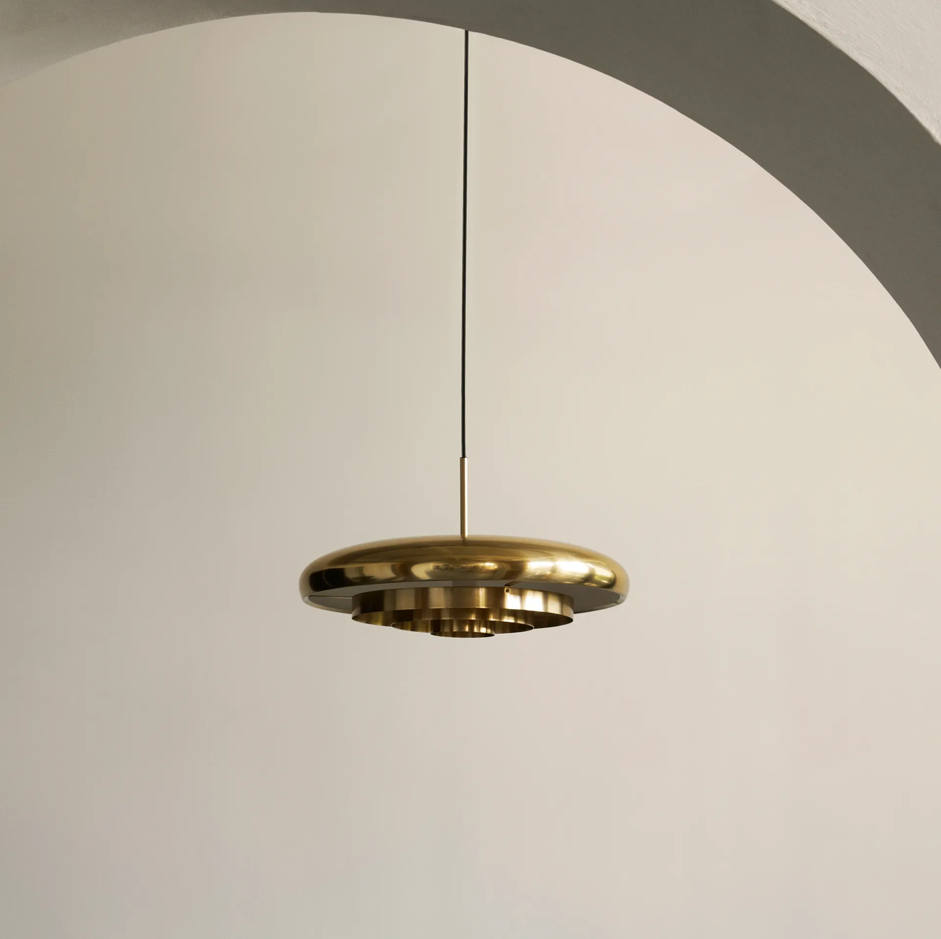 Resonant吊灯Ø53cm, 黄铜 Audo Copenhagen