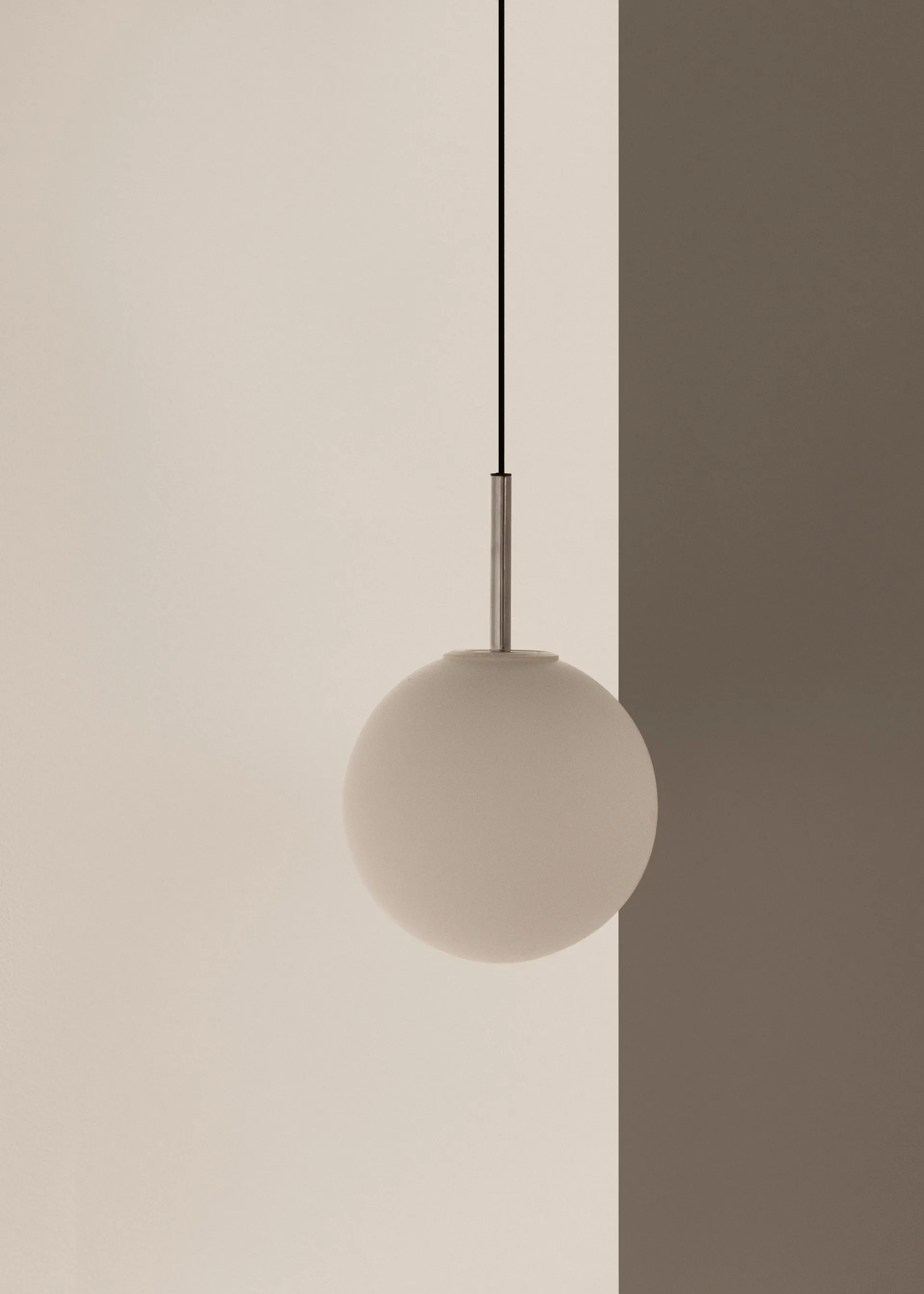 TR Bulb 吊灯, 抛光钢 Audo Copenhagen