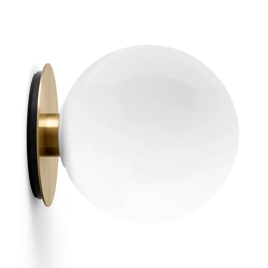 TR吸顶/壁灯黄铜色, Polished opal glass Audo Copenhagen