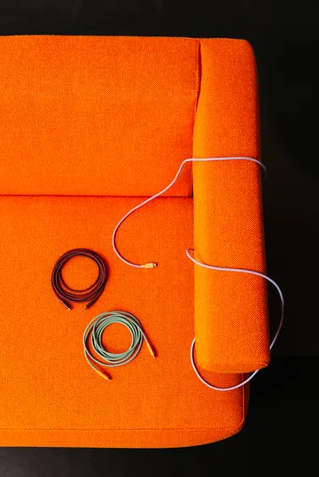 AVOLT x Bauhaus-Archiv Cable 1 USB C to USB C - Mulberry 红色 - Avolt