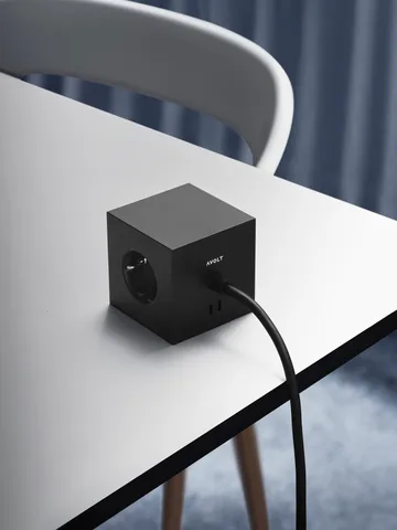 Square 1 插排 USB-C 30W 3m - 斯德哥尔摩黑 - Avolt