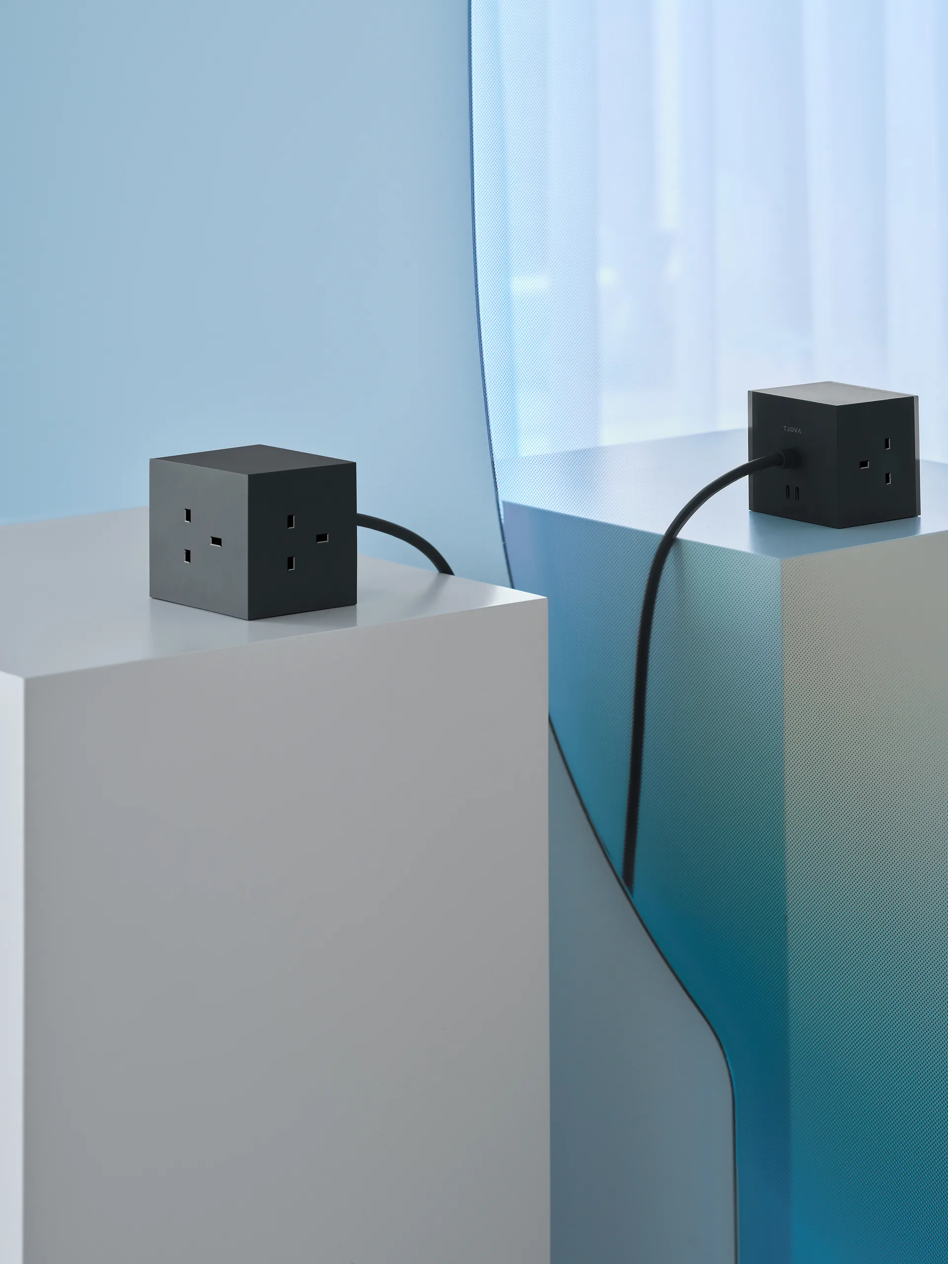 Square 1英规USB-C快充电源插座30W1.8米, 斯德哥尔摩黑色 Avolt