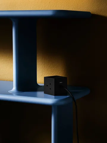 Square 1英规USB-C快充电源插座30W1.8米 - 斯德哥尔摩黑色 - Avolt