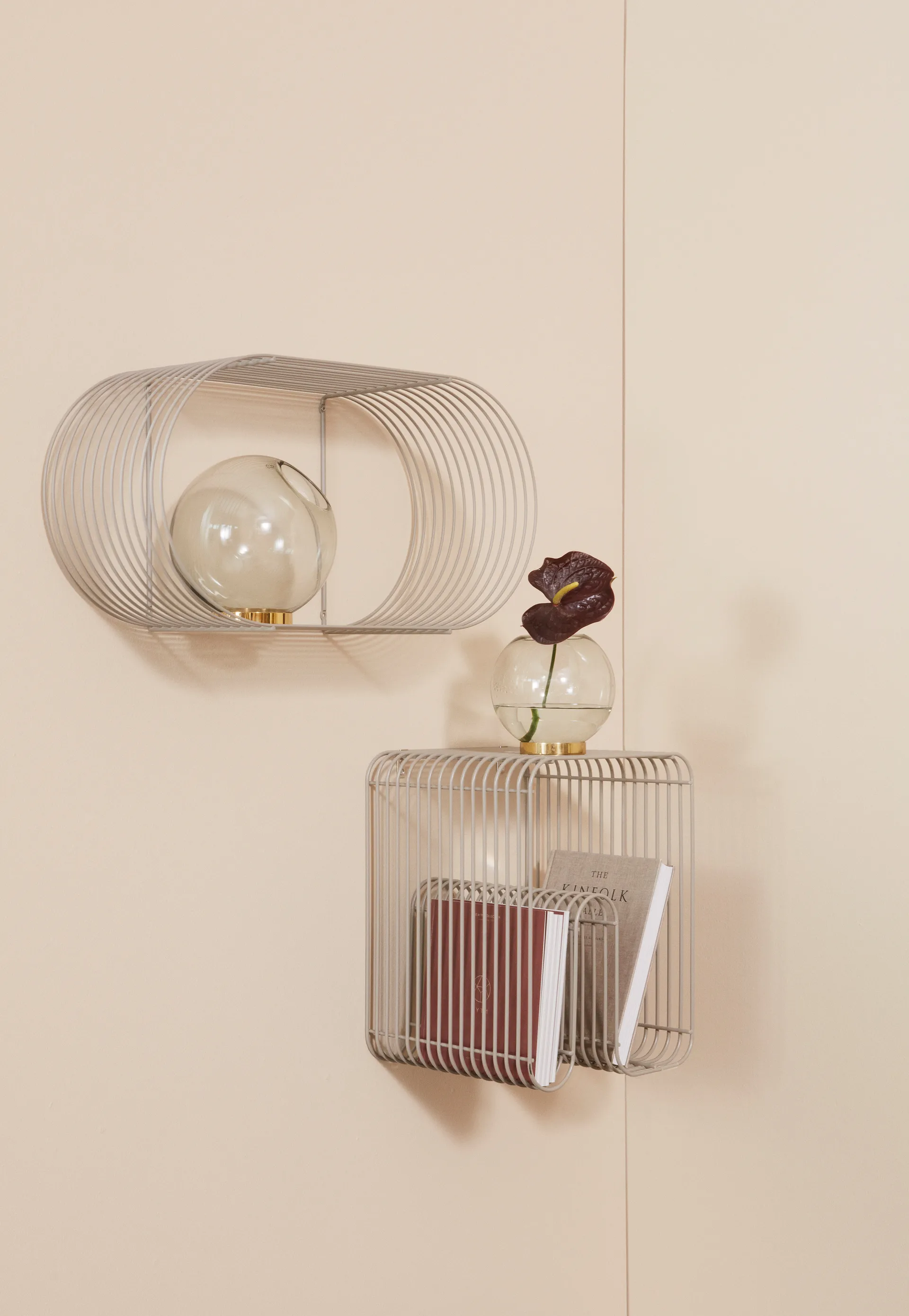 Curva wallshelf, 灰褐色（Taupe） AYTM