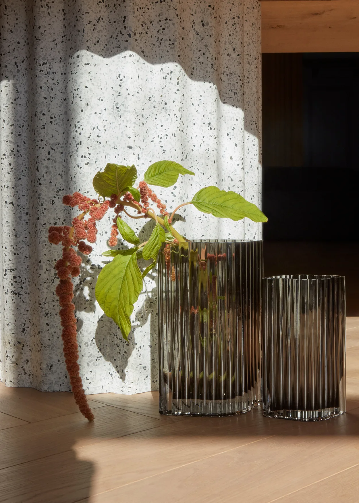 foliage花瓶 25cm, Black AYTM