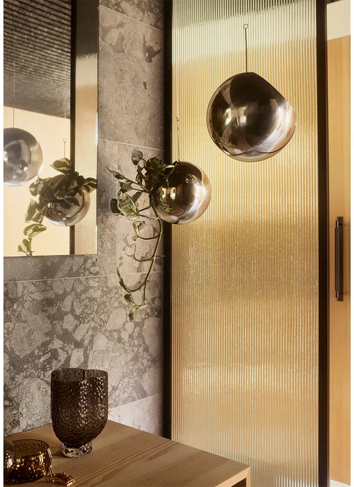 Globe 悬挂式花盆Ø21cm高32cm, 银色 AYTM
